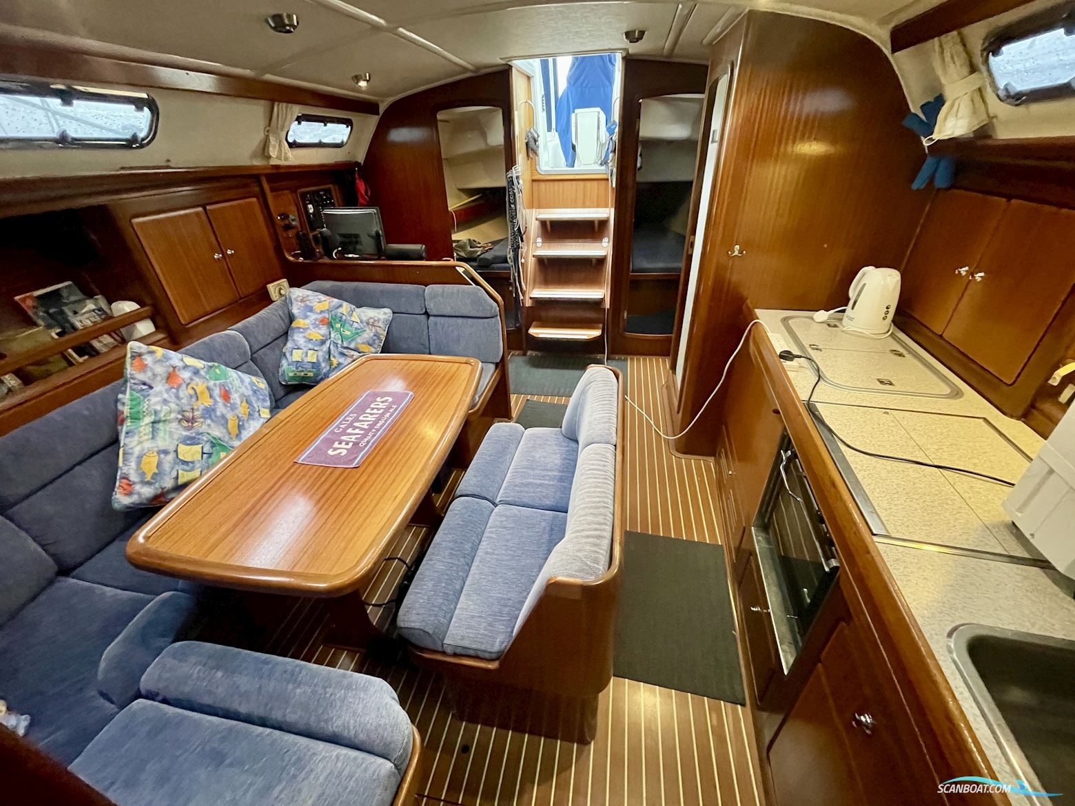 Bavaria 40