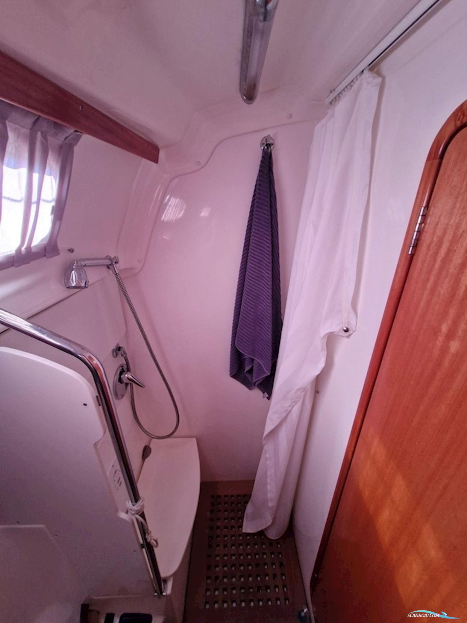 Bavaria 42 Cruiser