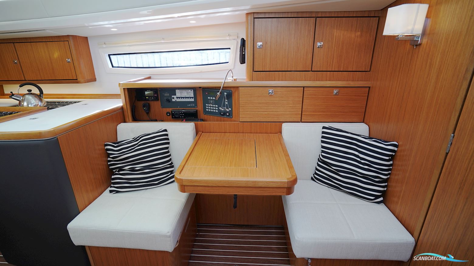Bavaria 42 Vision