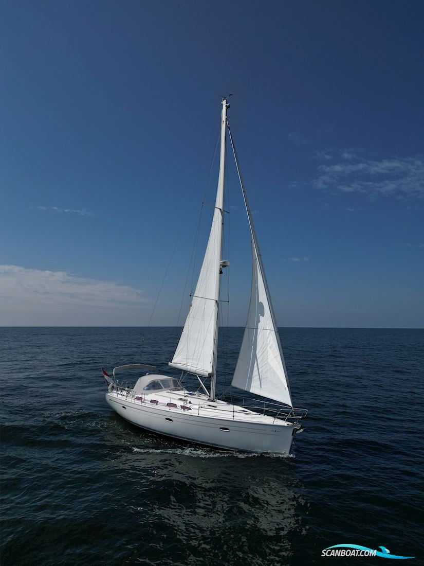 Bavaria 43 Cruiser Zeilboten 2010, met Volvo Penta D2 - 55 motor, The Netherlands