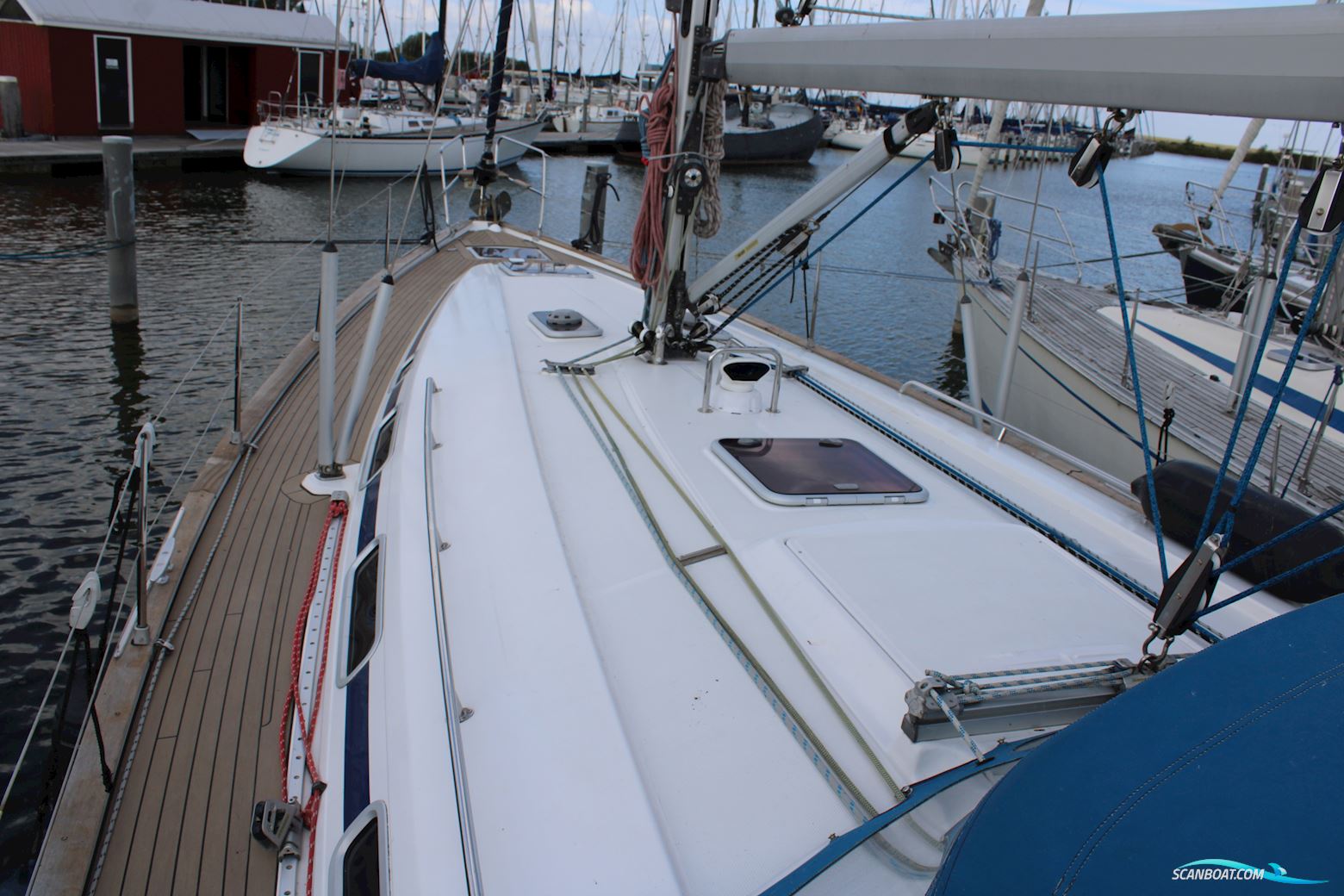 Bavaria 44