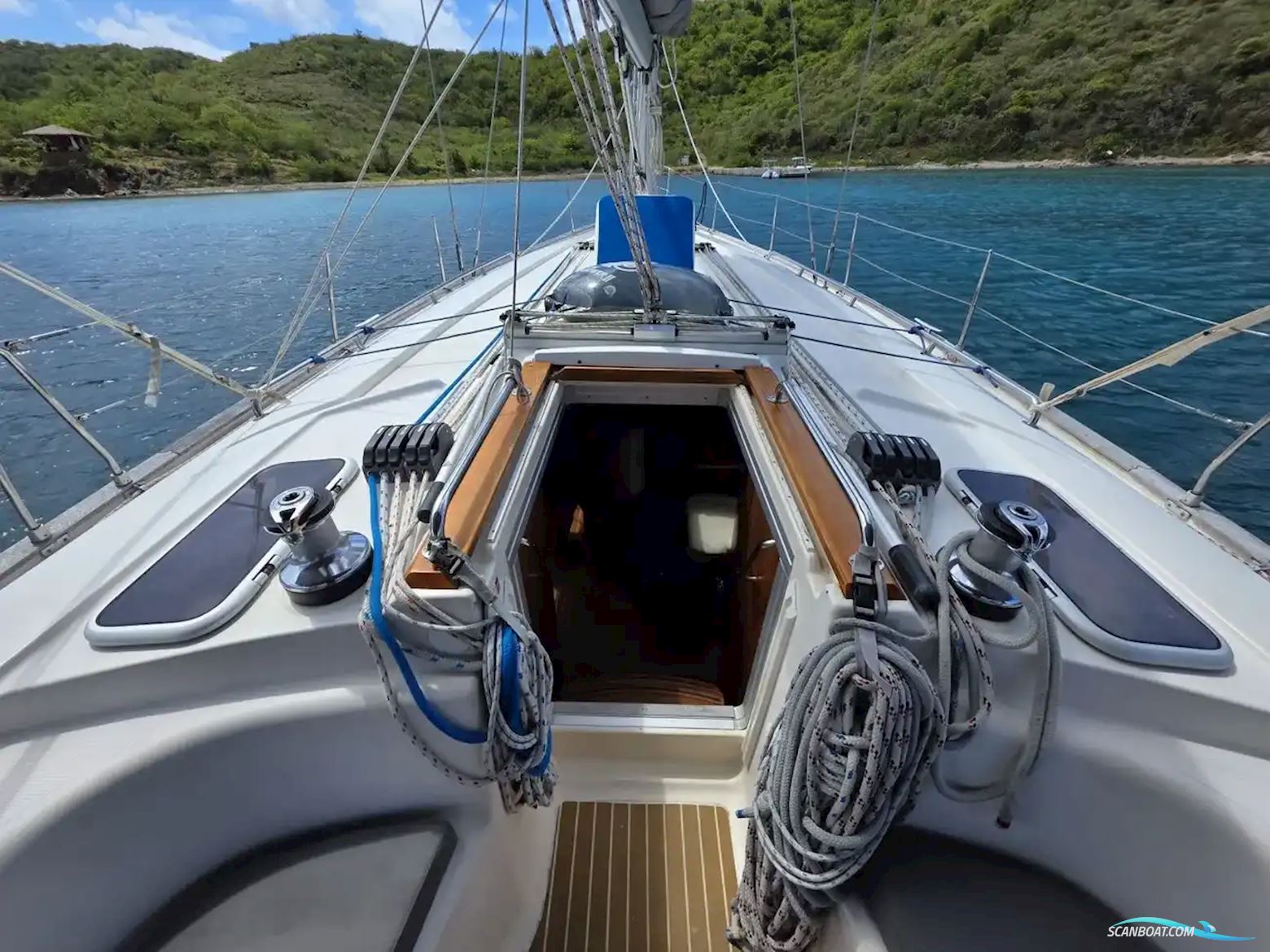 Bavaria 44