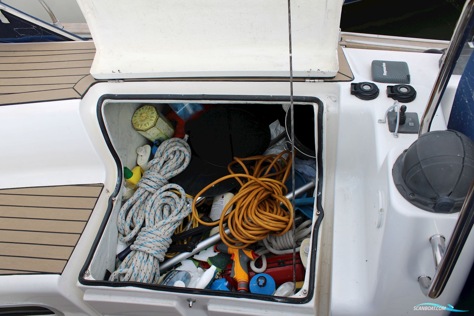 Bavaria 44