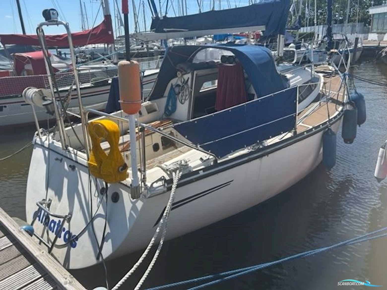 Bavaria 820