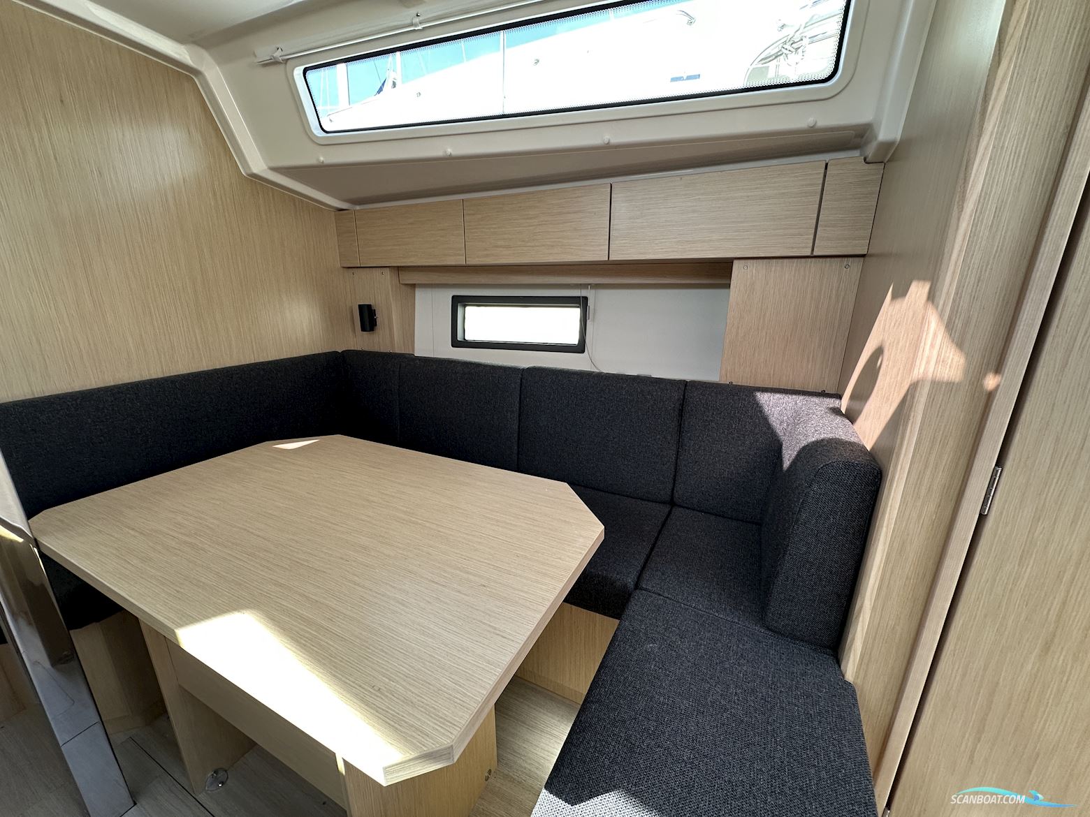 Bavaria C38