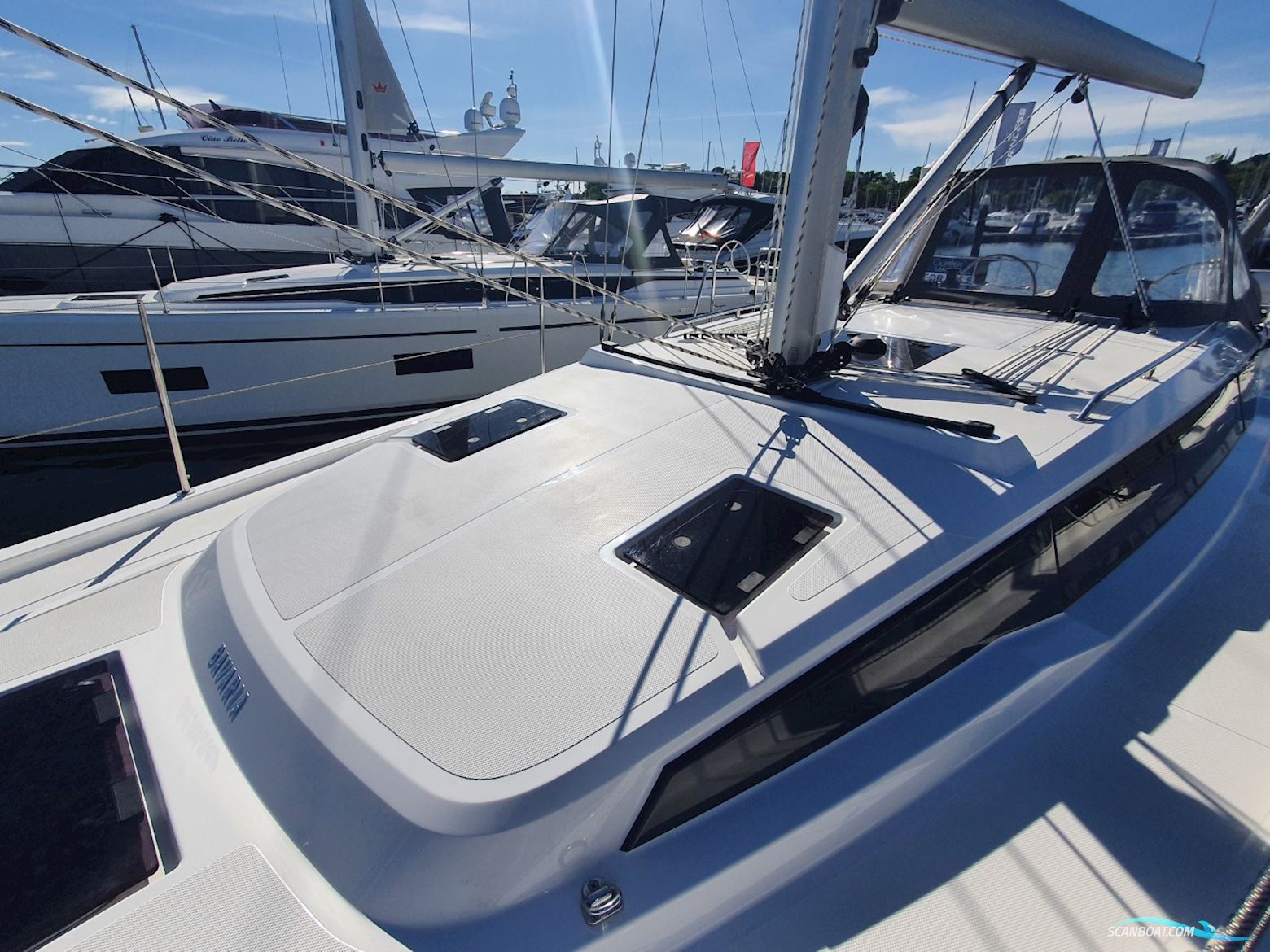 Bavaria C38