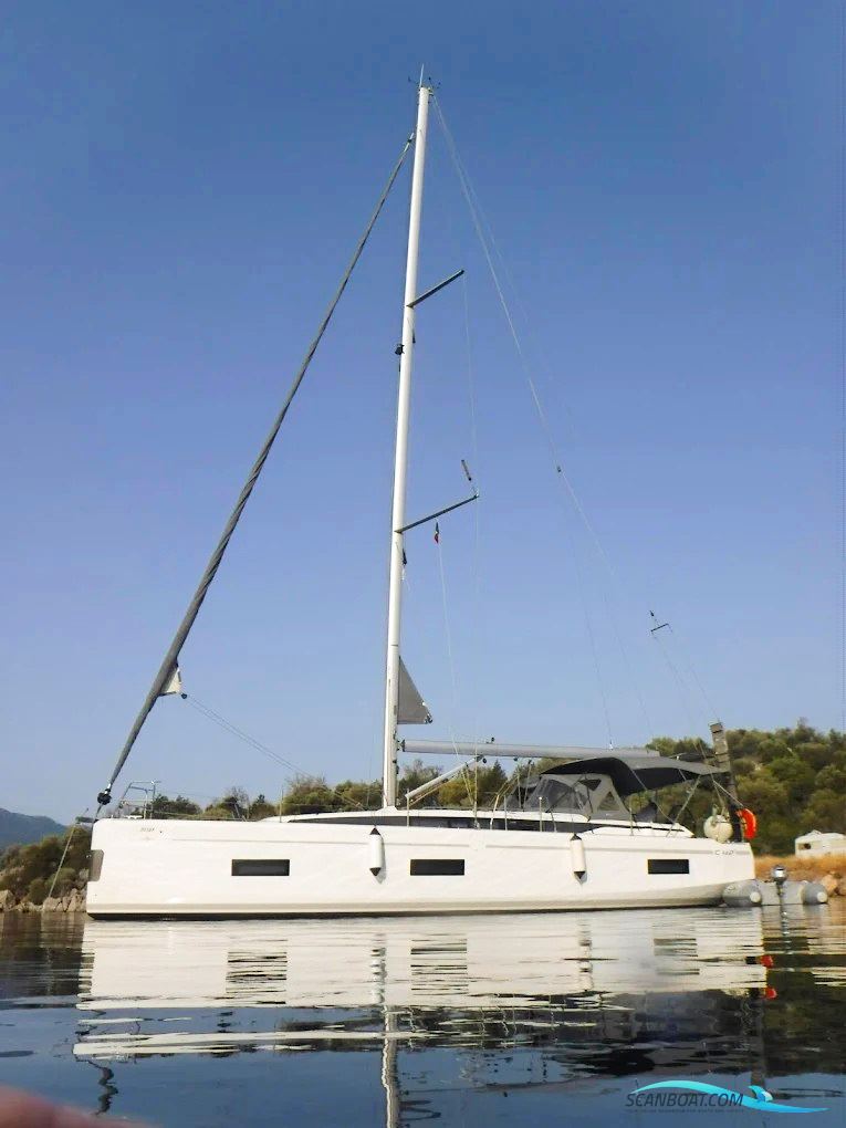 Bavaria C42