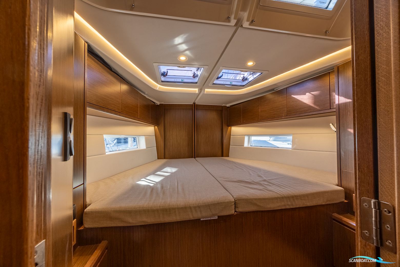 Bavaria C45 Style