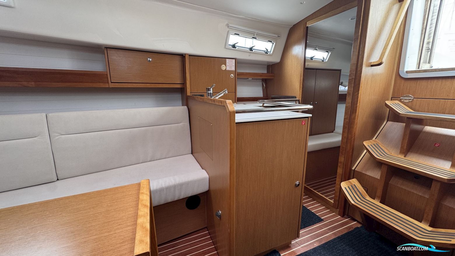 Bavaria Cruiser 32