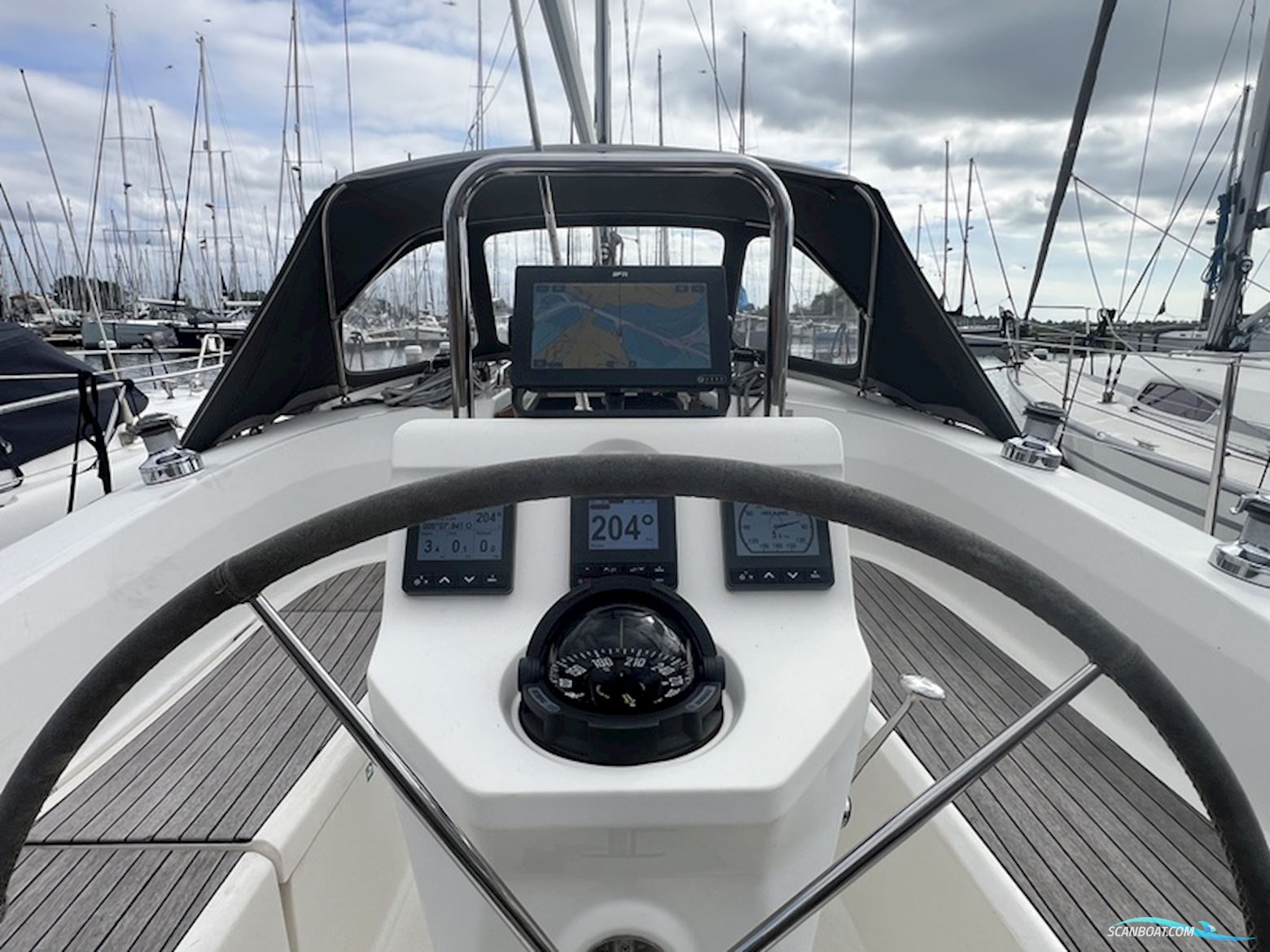 Bavaria Cruiser 32