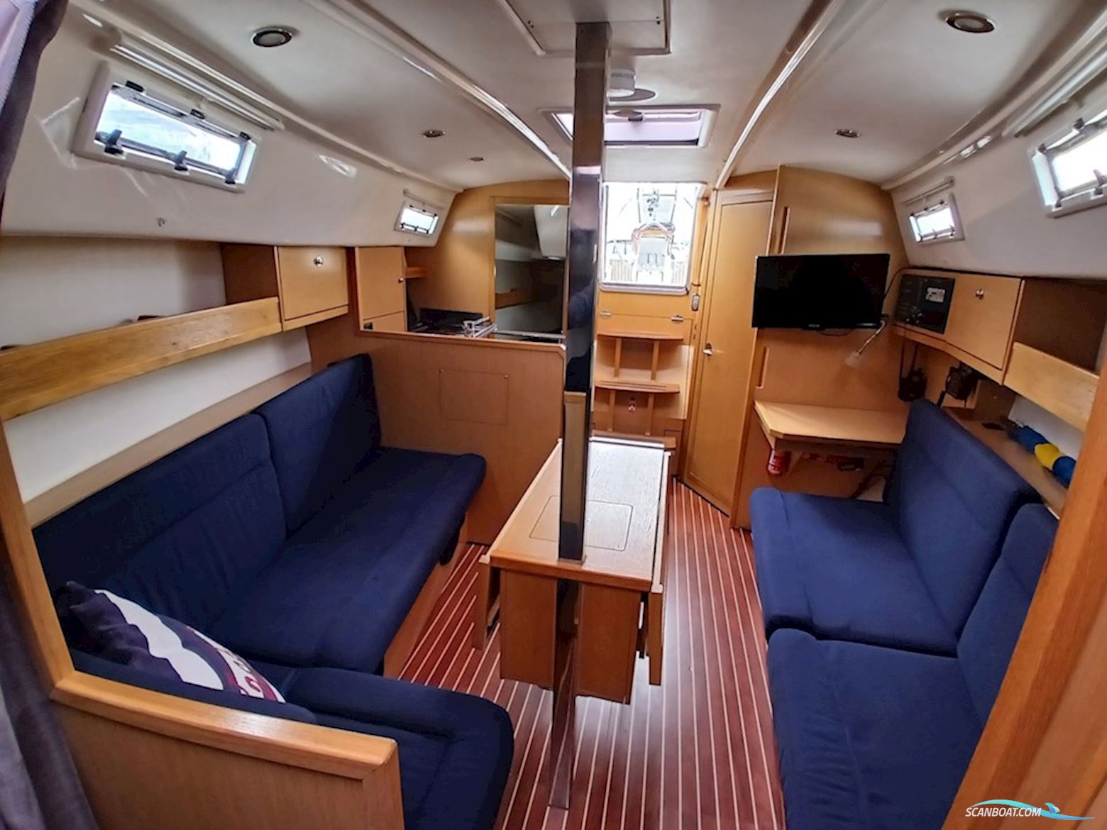 Bavaria Cruiser 32