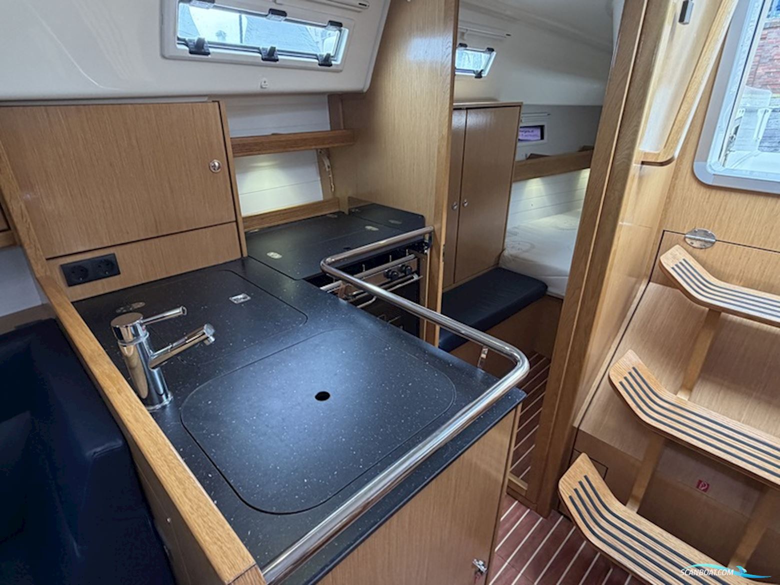 Bavaria Cruiser 32