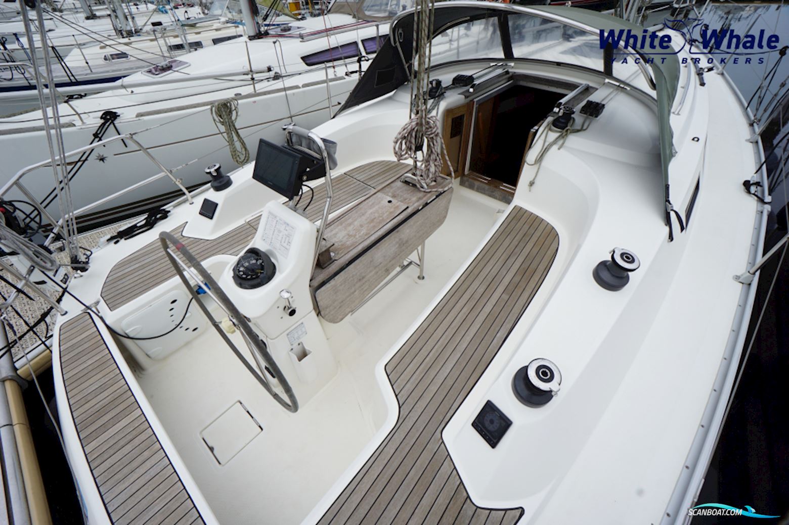 Bavaria Cruiser 33