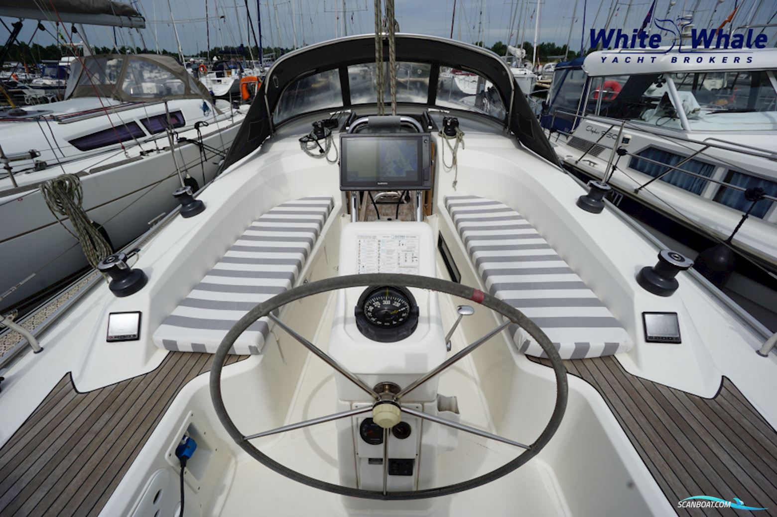 Bavaria Cruiser 33