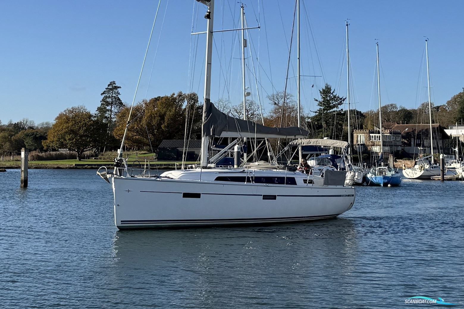 Bavaria Cruiser 37 Zeilboten 2015, met Volvo Penta motor, United Kingdom