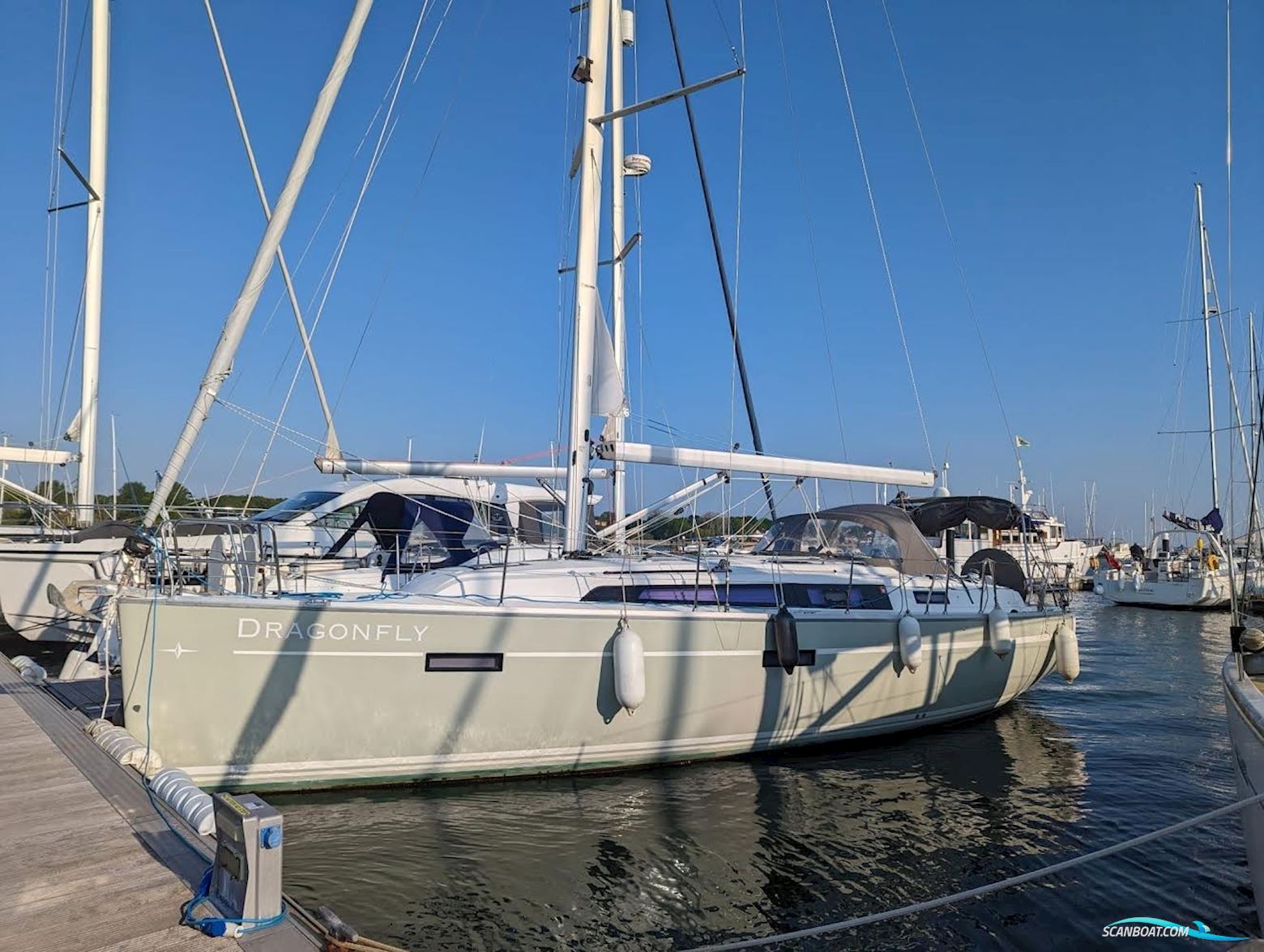 Bavaria Cruiser 37 Zeilboten 2015, met Volvo Penta motor, United Kingdom