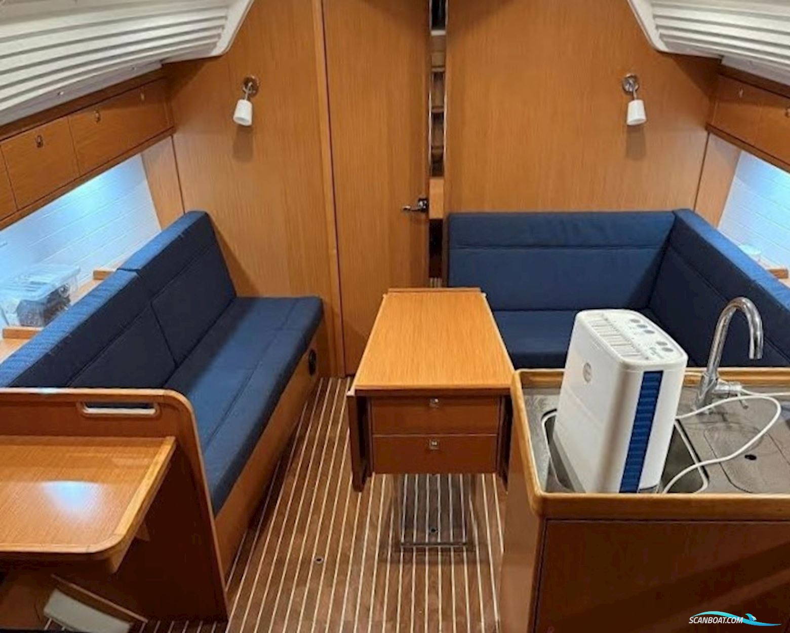 Bavaria Cruiser 37