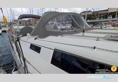 Bavaria Cruiser 37 Zeilboten 2016, met Volvo Penta D1-30F motor, United Kingdom