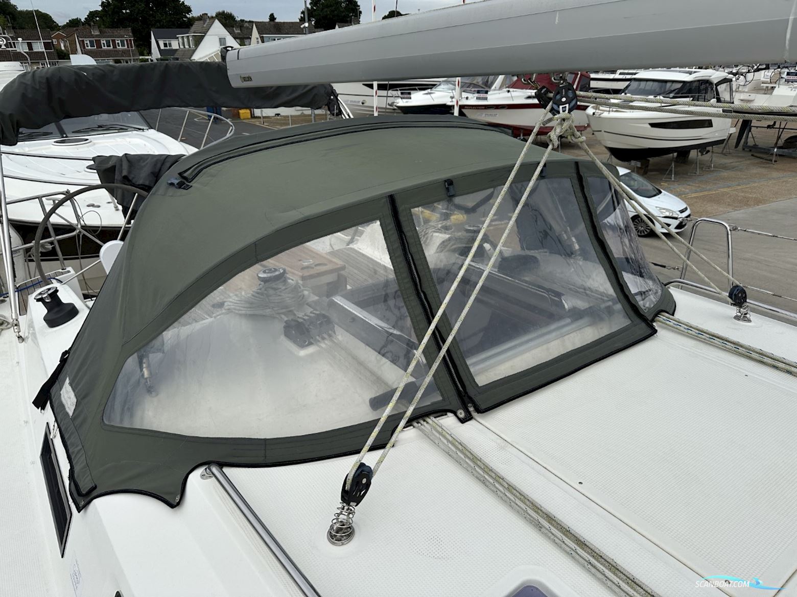 Bavaria Cruiser 37