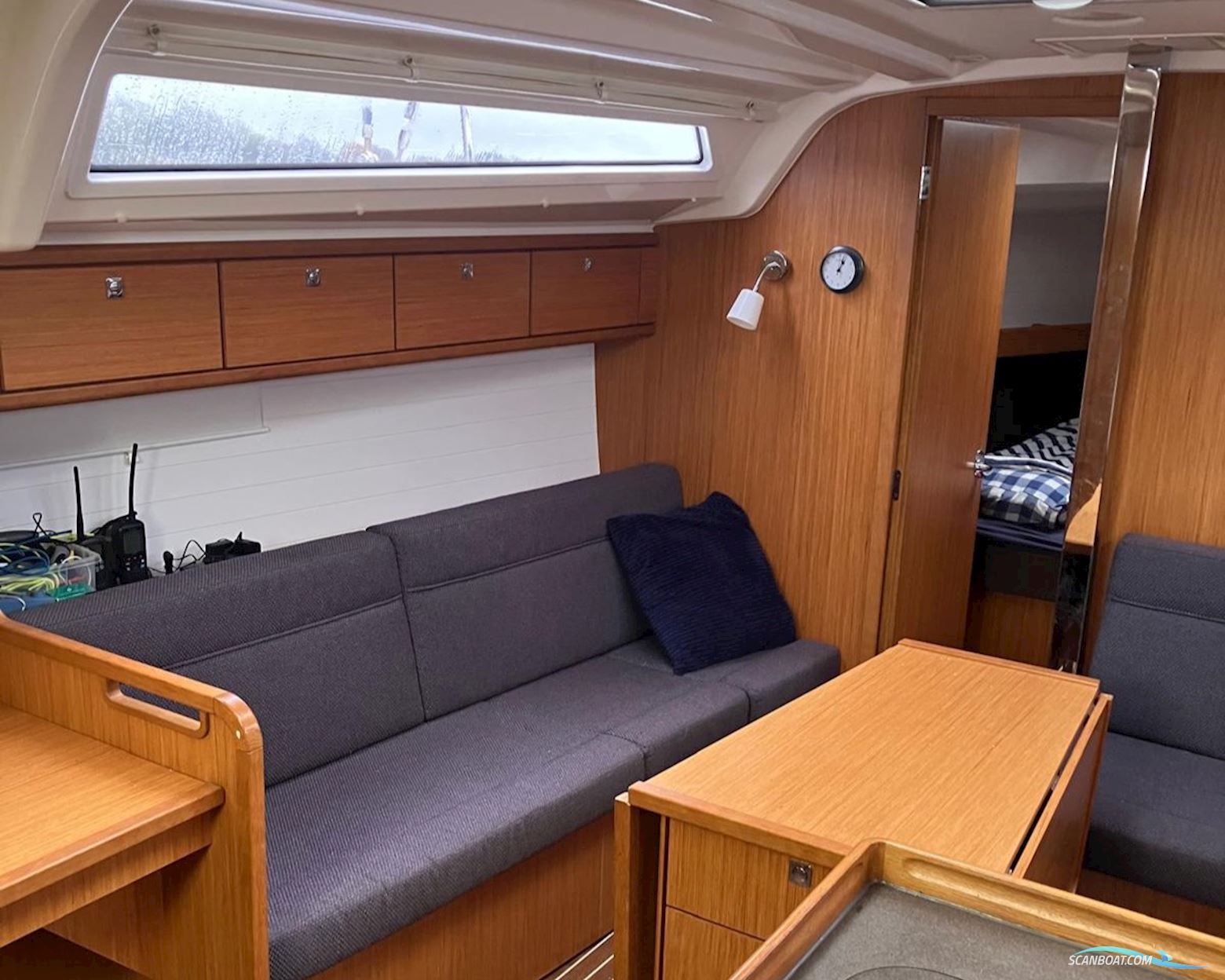 Bavaria Cruiser 37