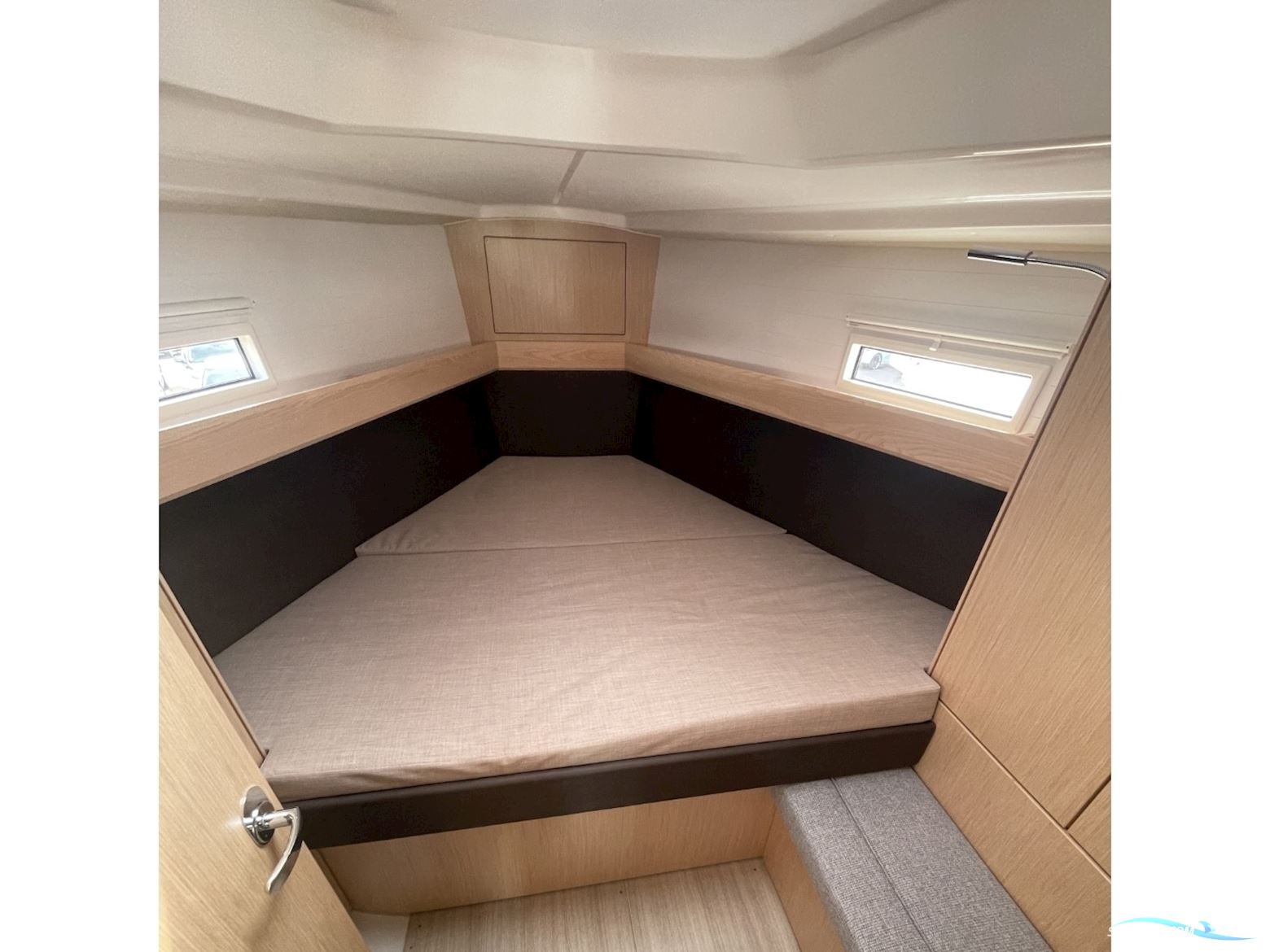 Bavaria Cruiser 37