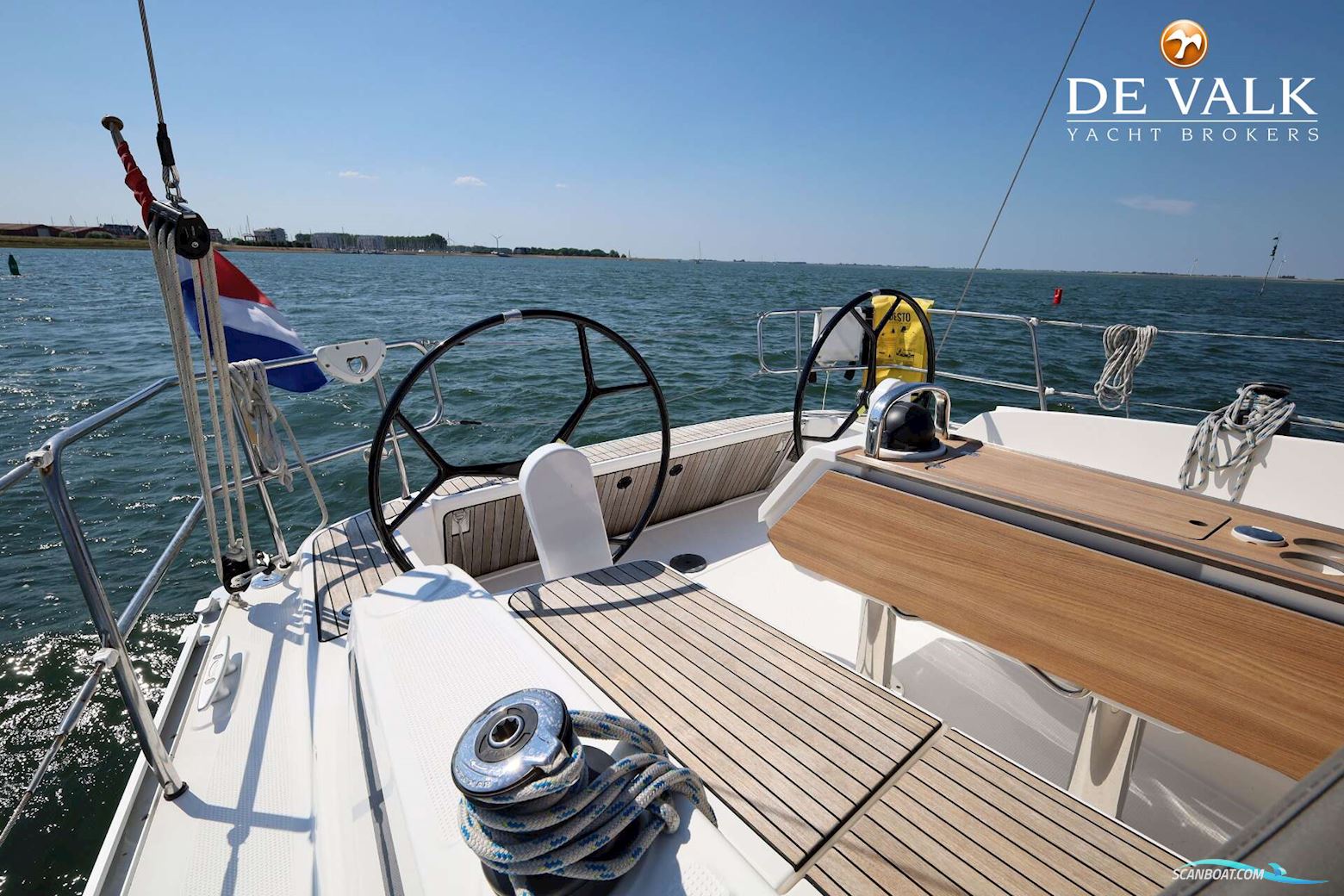 Bavaria Cruiser 37