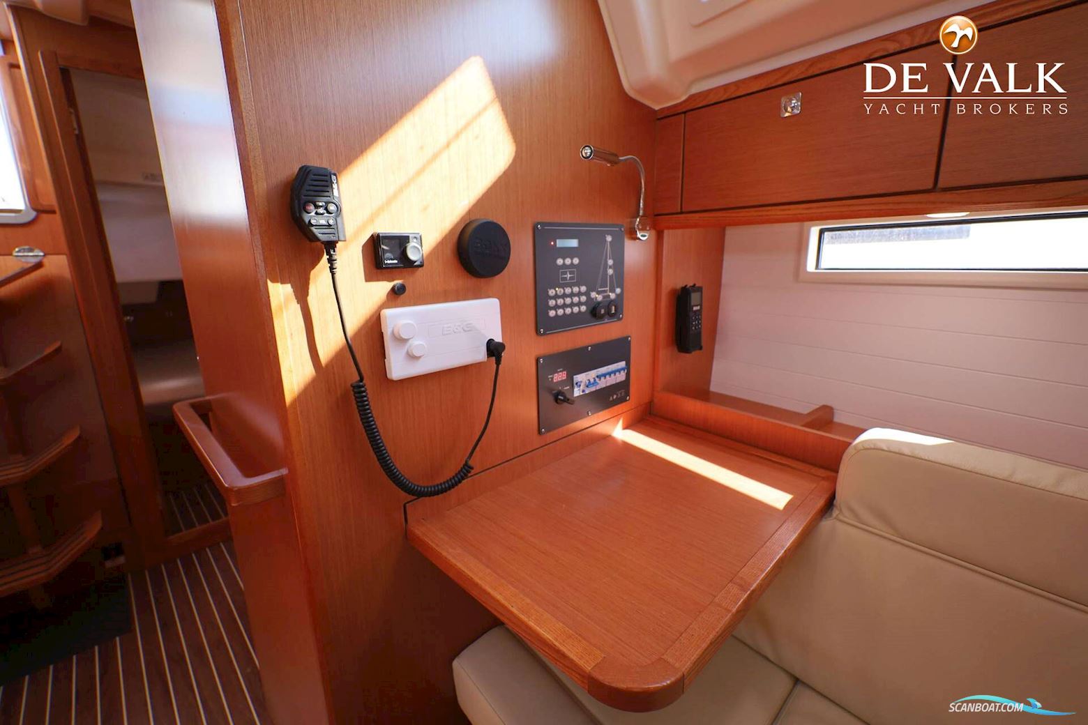 Bavaria Cruiser 37