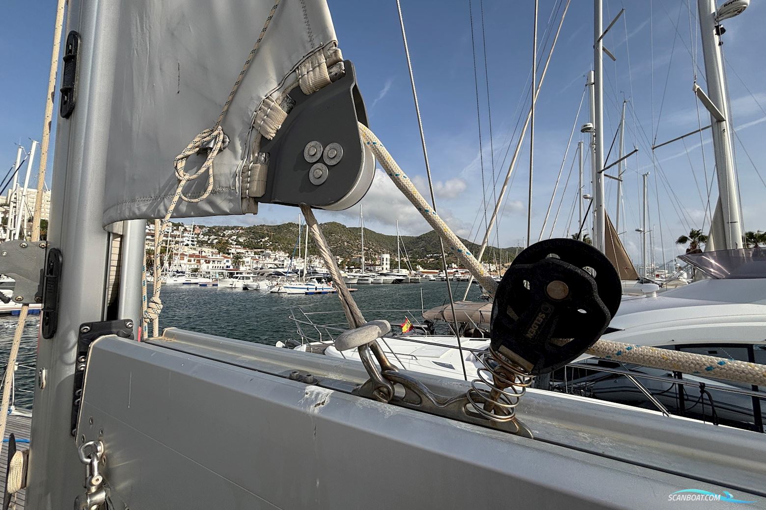 Bavaria Cruiser 55