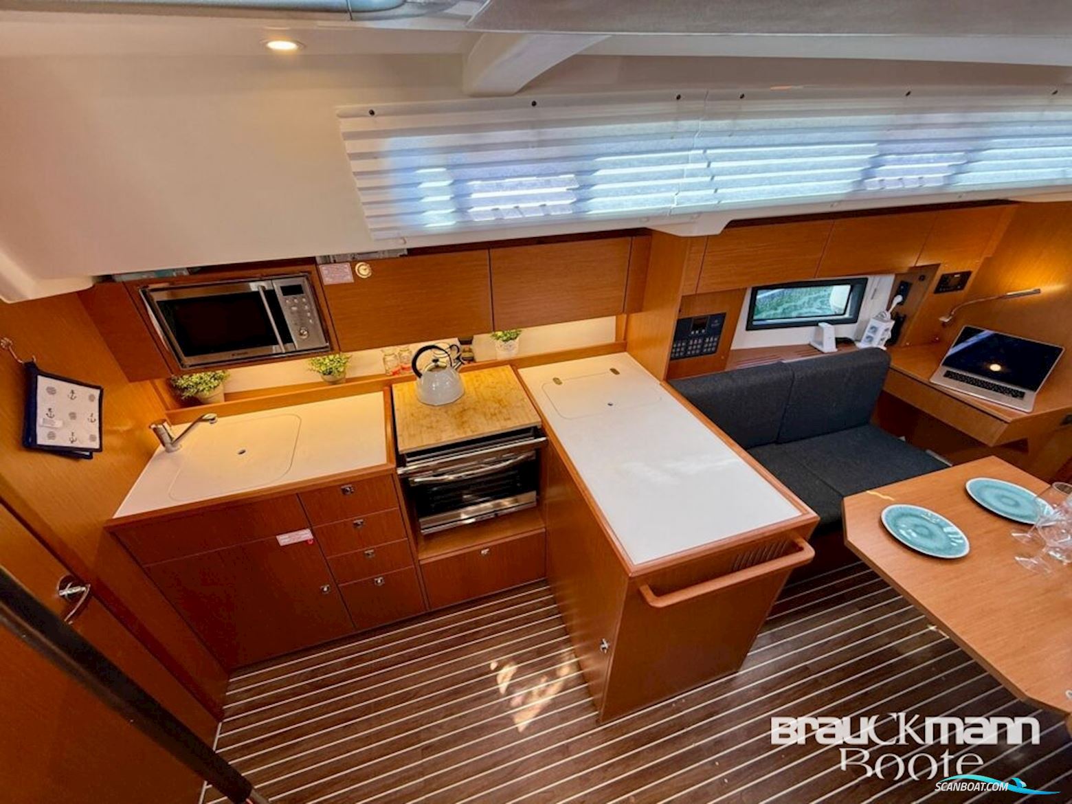 Bavaria Yachtbau Gmbh 38 C