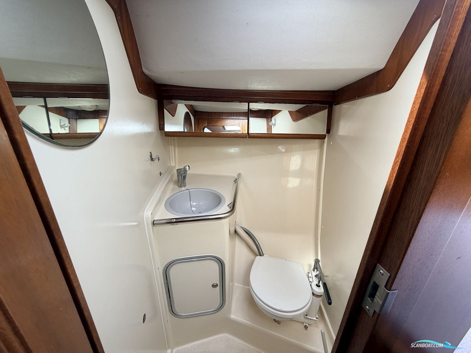 BAVARIA YACHTS 350 Lagoon