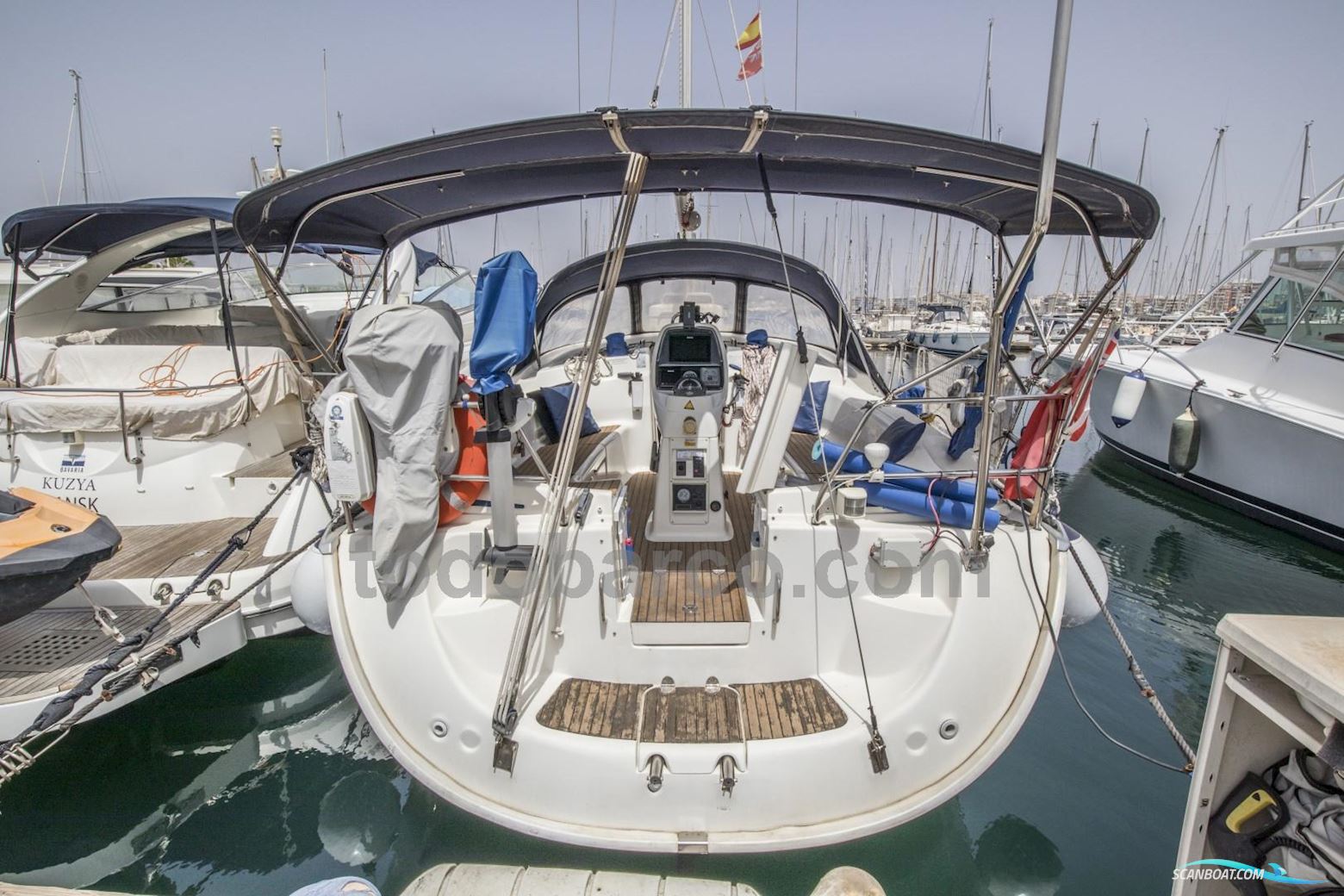 BAVARIA YACHTS 39 Cruiser