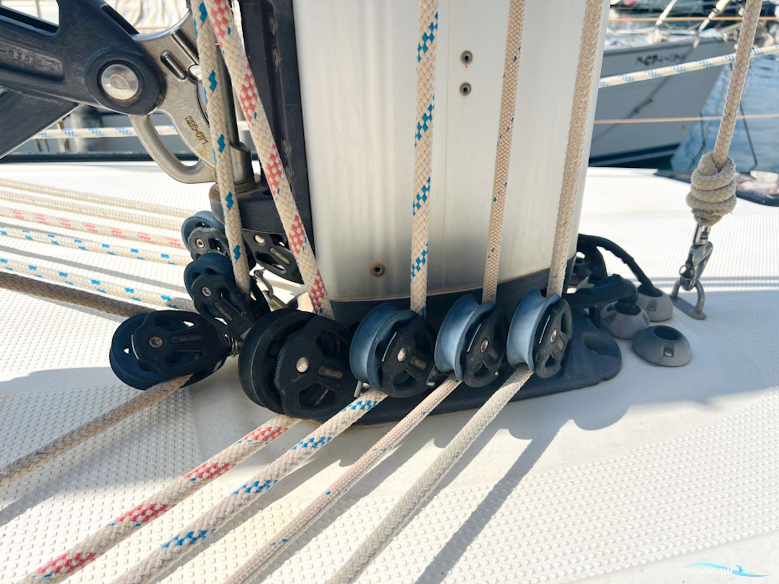 Bavaria Yachts 40 Cruiser
