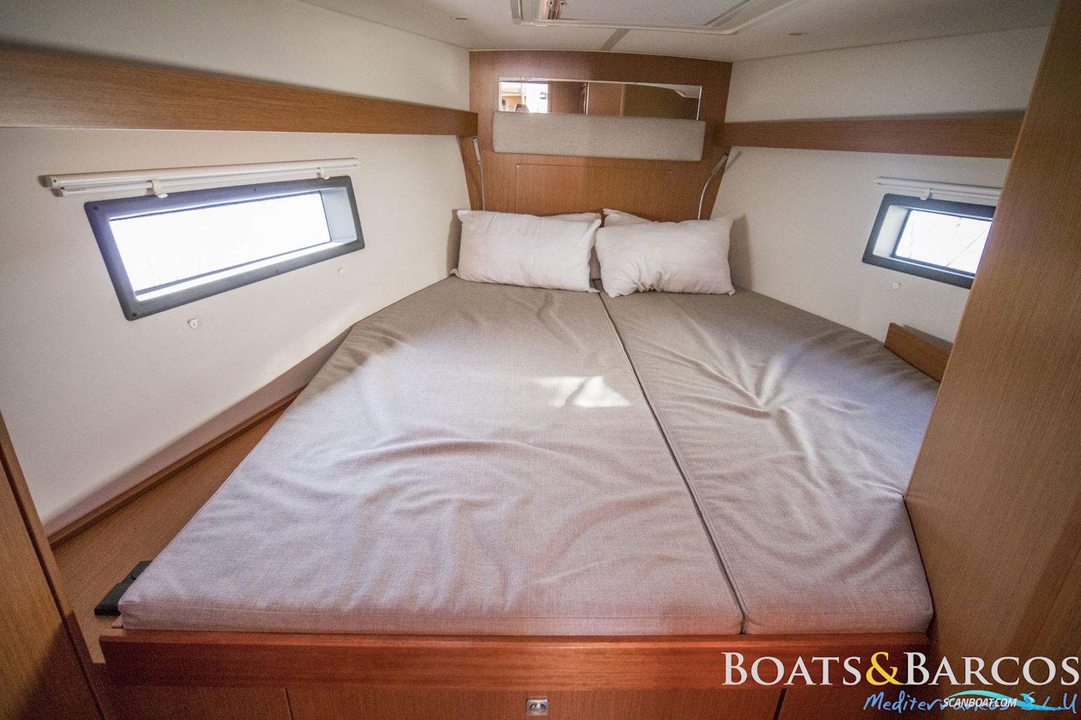 BAVARIA YACHTS C42