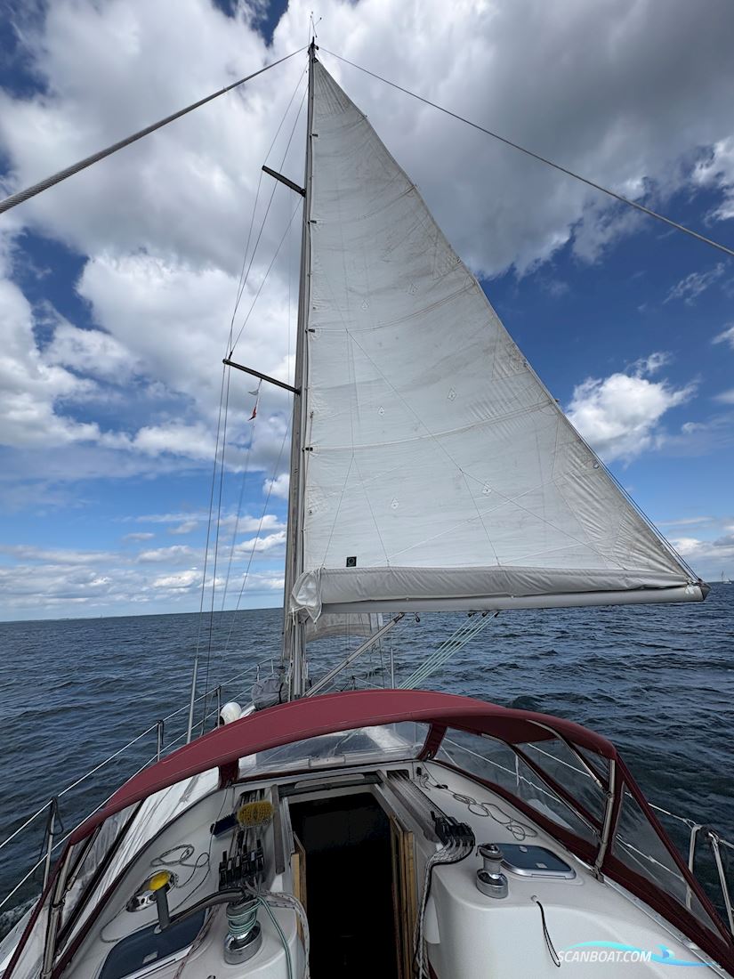 Benetau Oceanis 381 Clipper