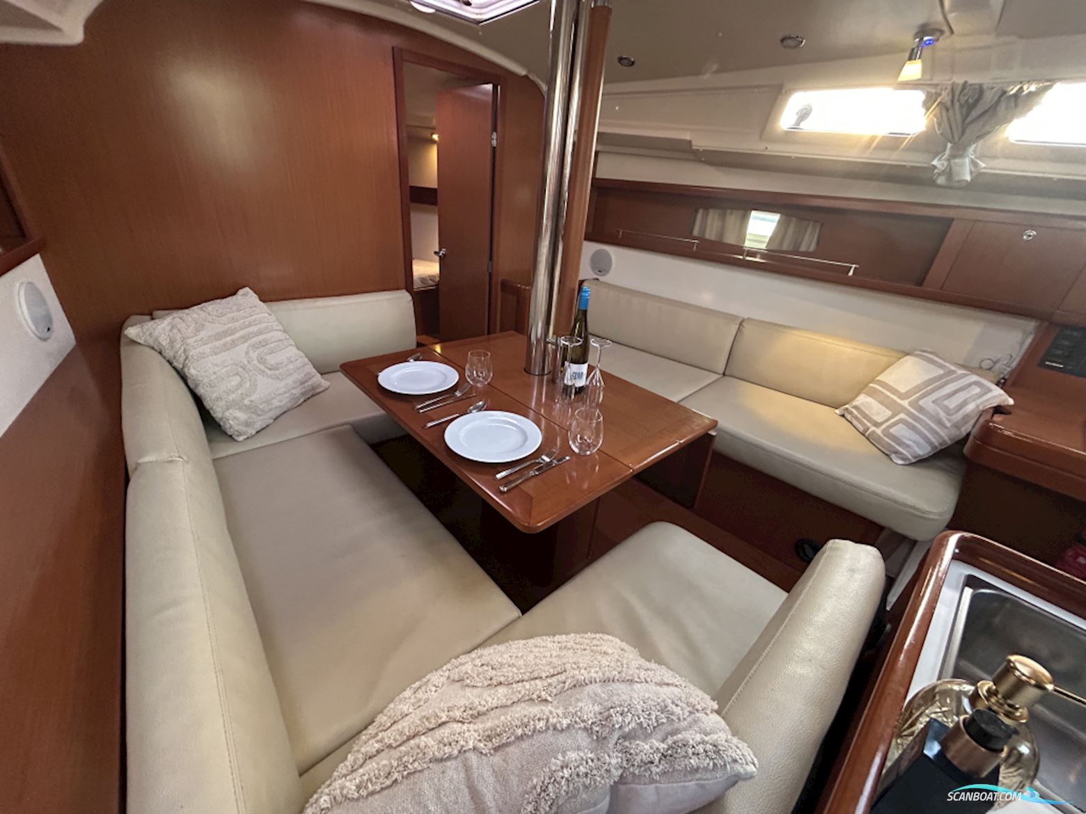 Beneteau  Oceanis 37