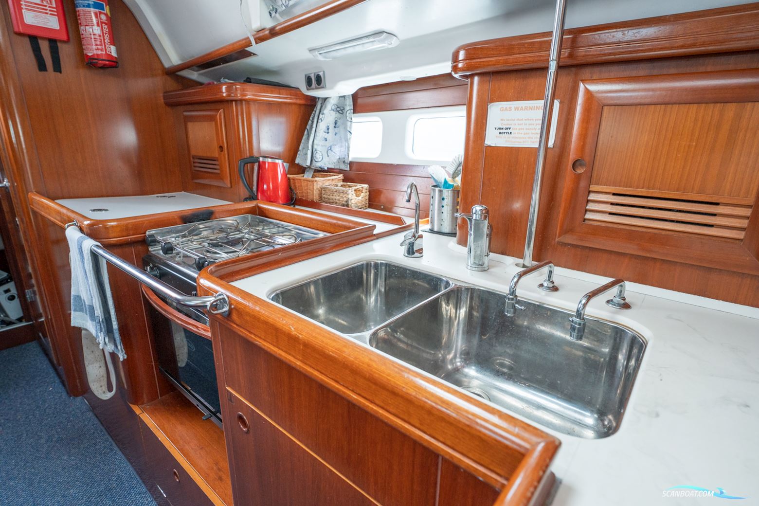 Beneteau 411 Celebration