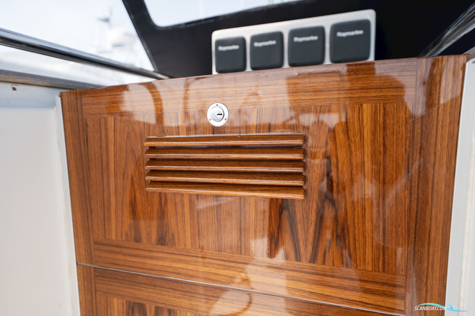 Beneteau 411 Celebration