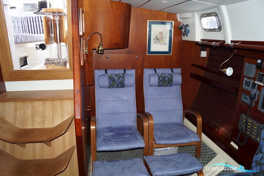 Beneteau 50 - Custom Made Decksalon