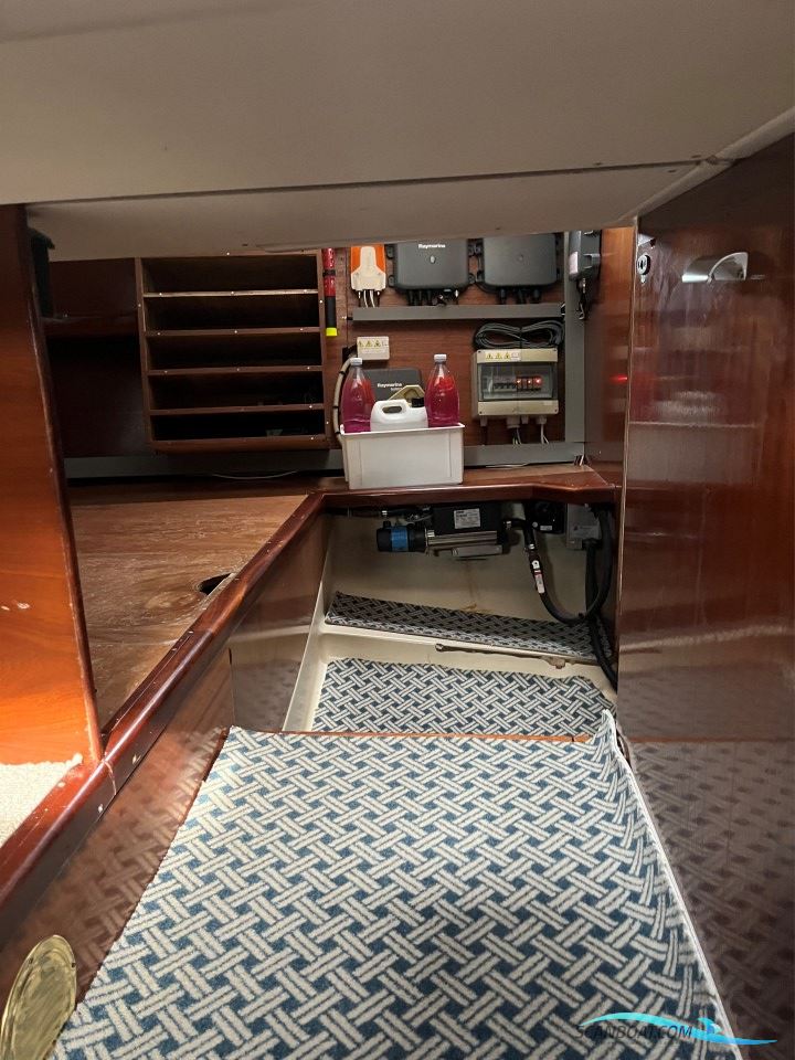 Beneteau 50 - Custom Made Decksalon