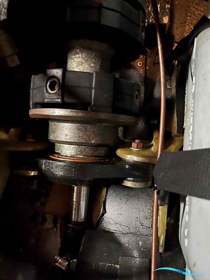 Beneteau 50 - Custom Made Decksalon