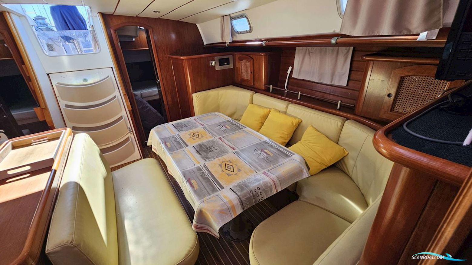 Beneteau 50