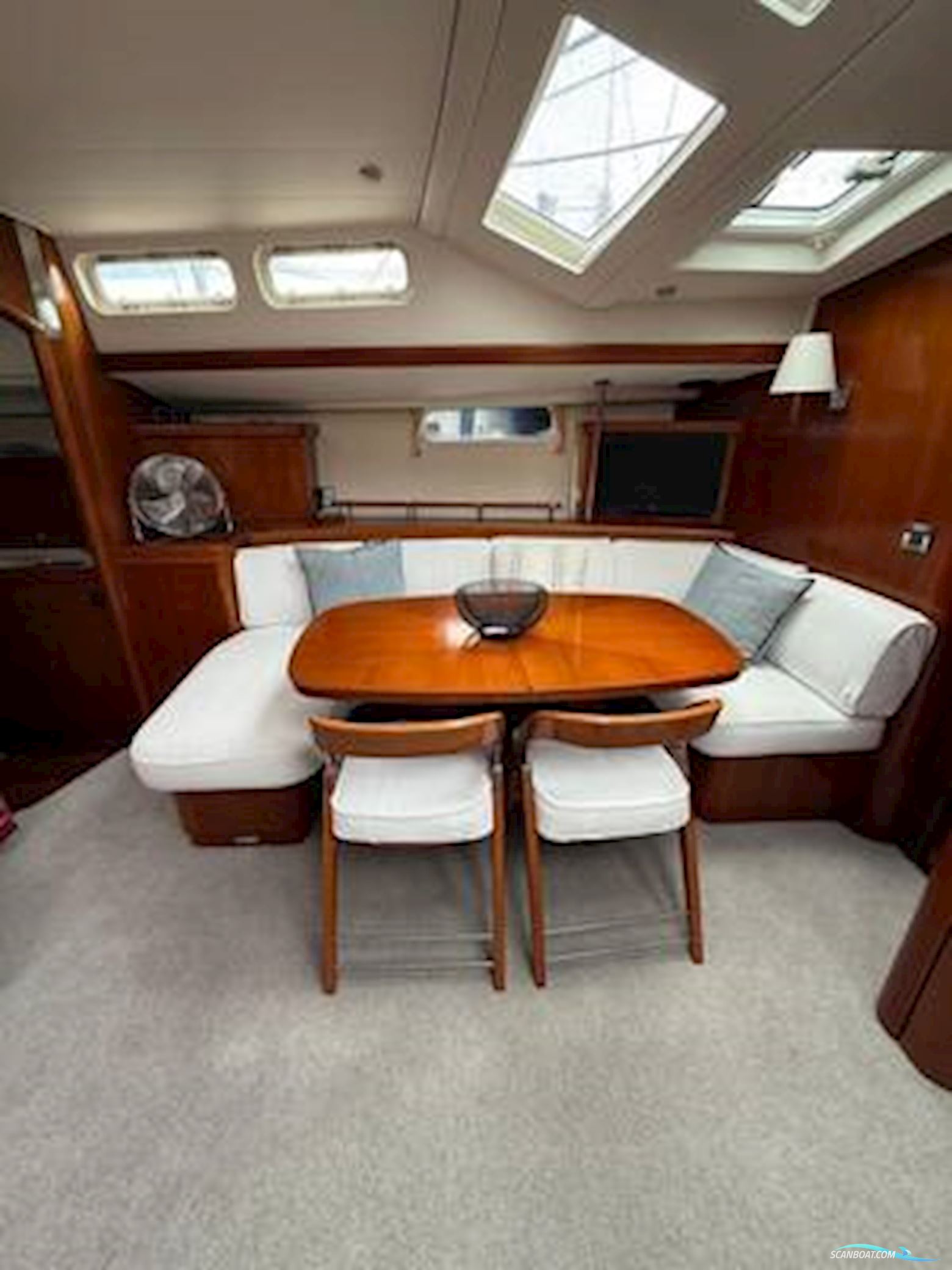 Beneteau 57