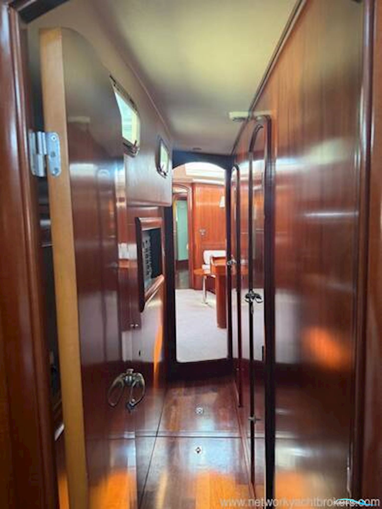 Beneteau 57