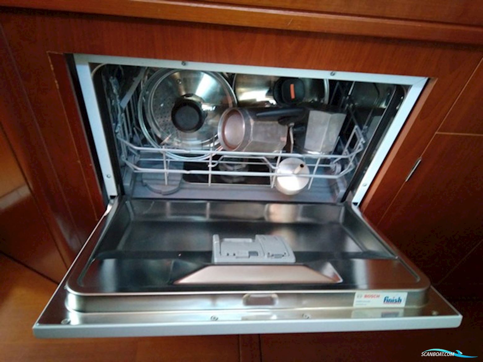 Beneteau 57