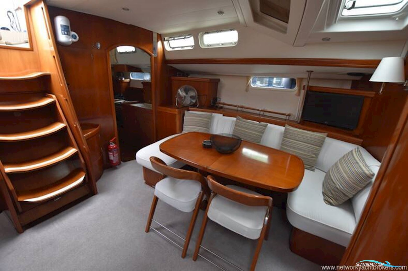 Beneteau 57