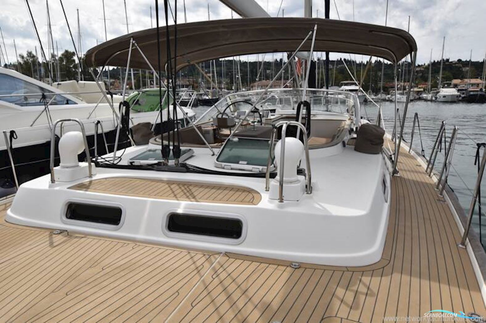 Beneteau 57