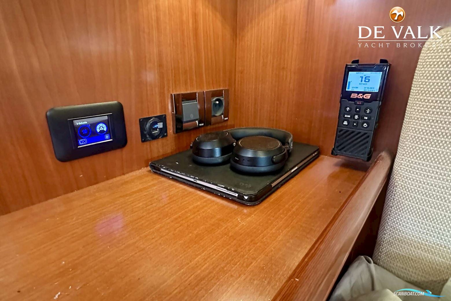 Beneteau 57