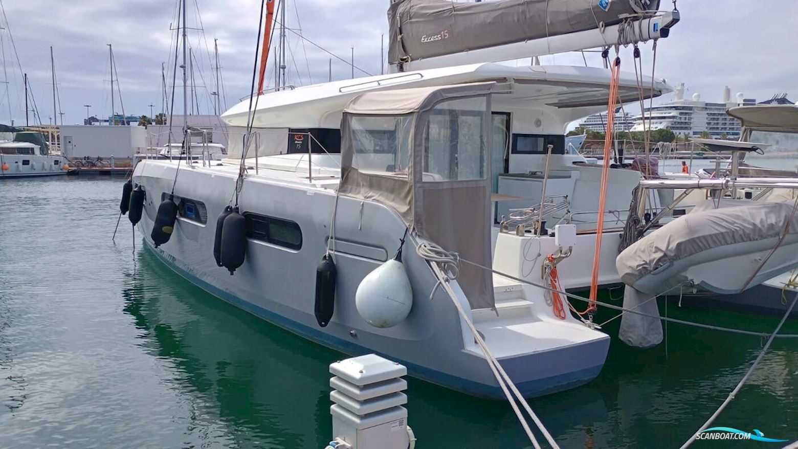 Beneteau Excess 15
