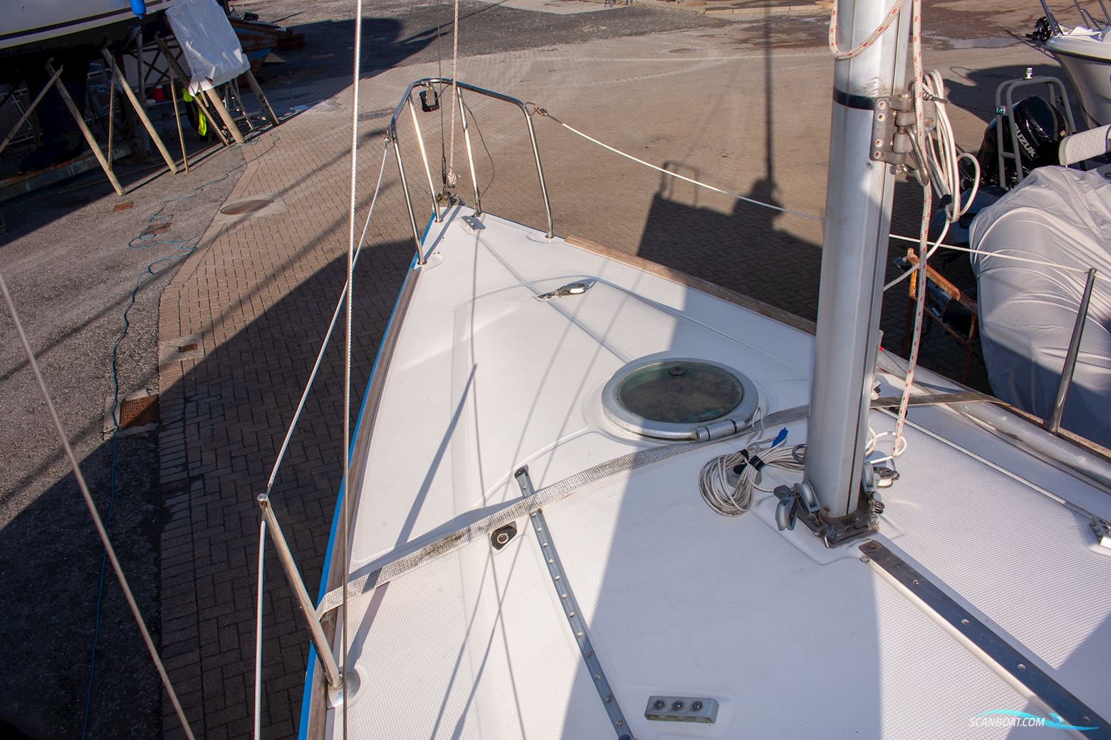 Beneteau First 210