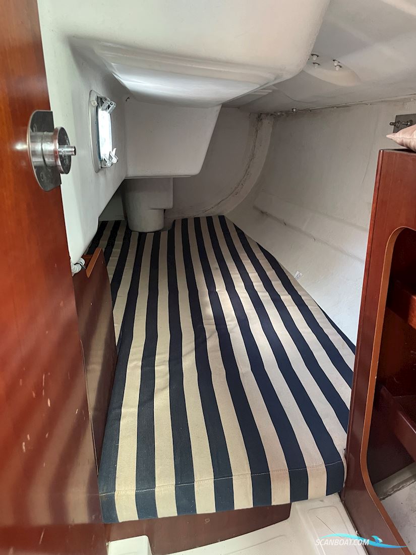 Beneteau First 27.7